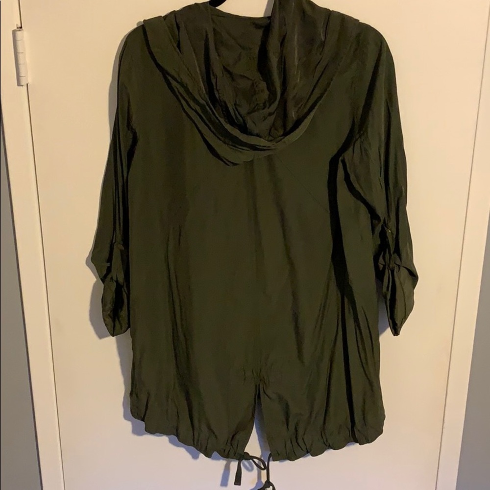 Green jacket - Picture 3 of 3